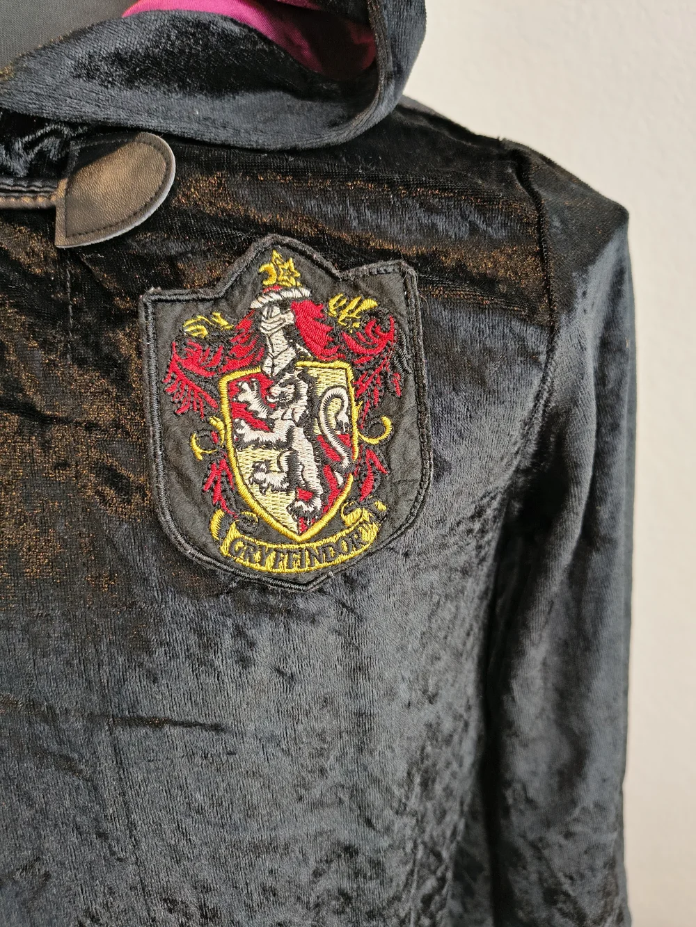 Harry Potter robe Gryffindor girls size Small/ Medium